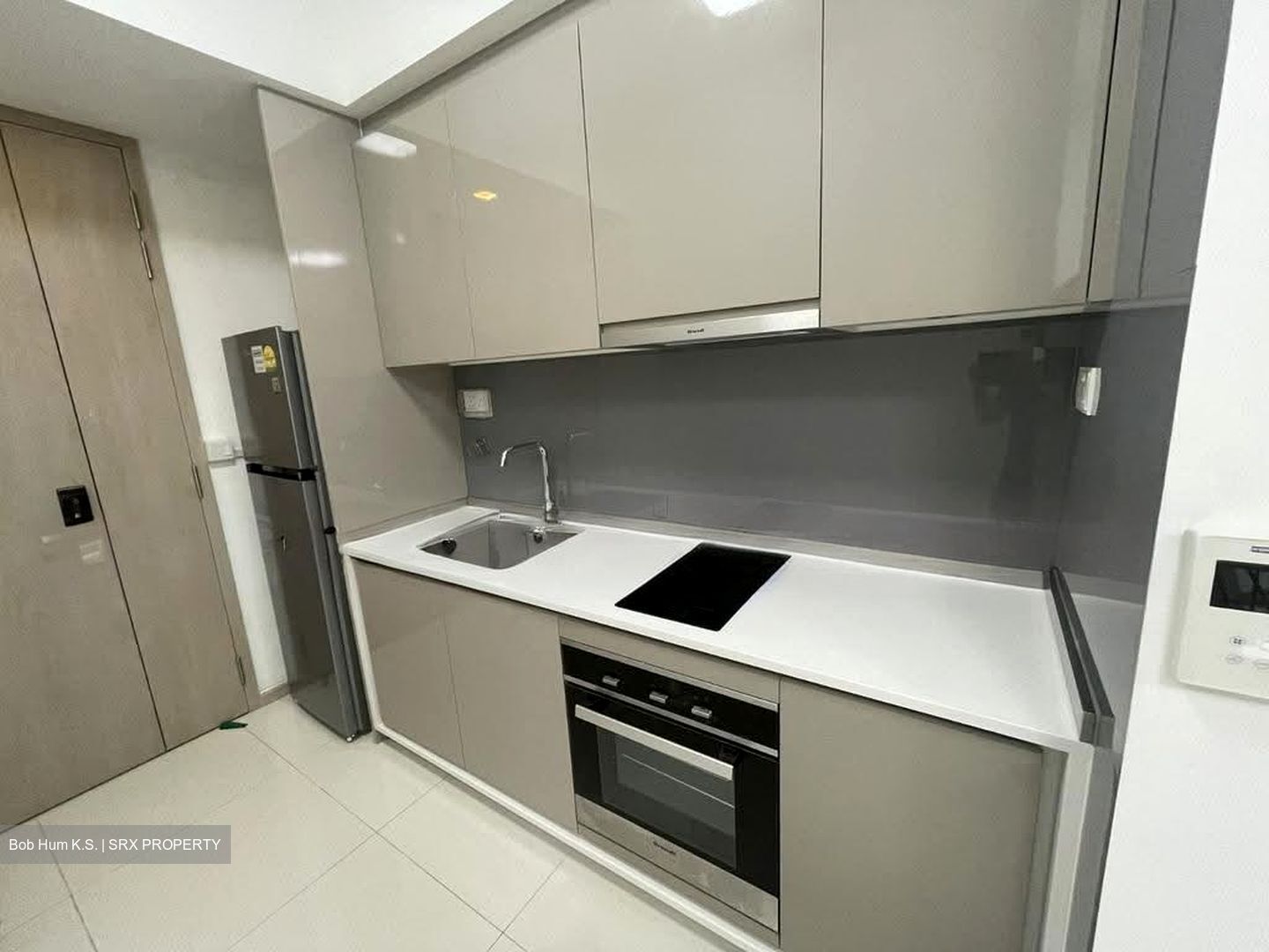 J Gateway (D22), Condominium #638125461
